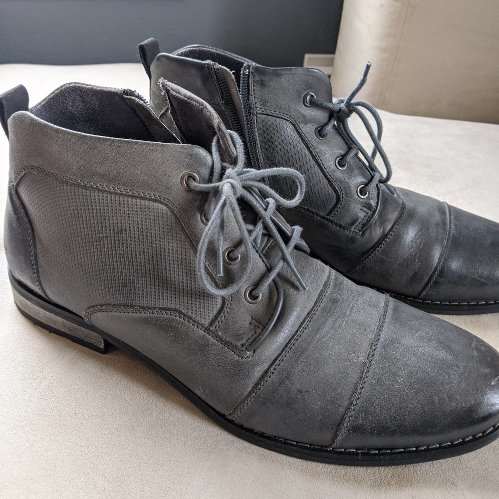 Steve Madden Gray Boot